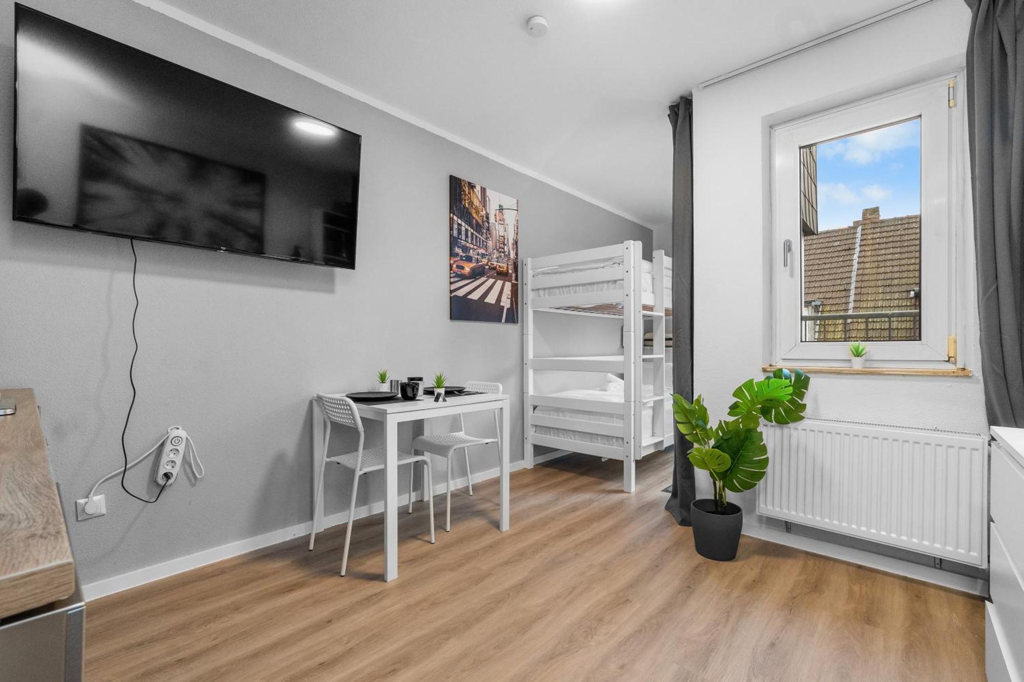 Messe, Monteure, Budget - Einfache Komfortable 2 Personen Wohnung Дуйсбург Екстер'єр фото