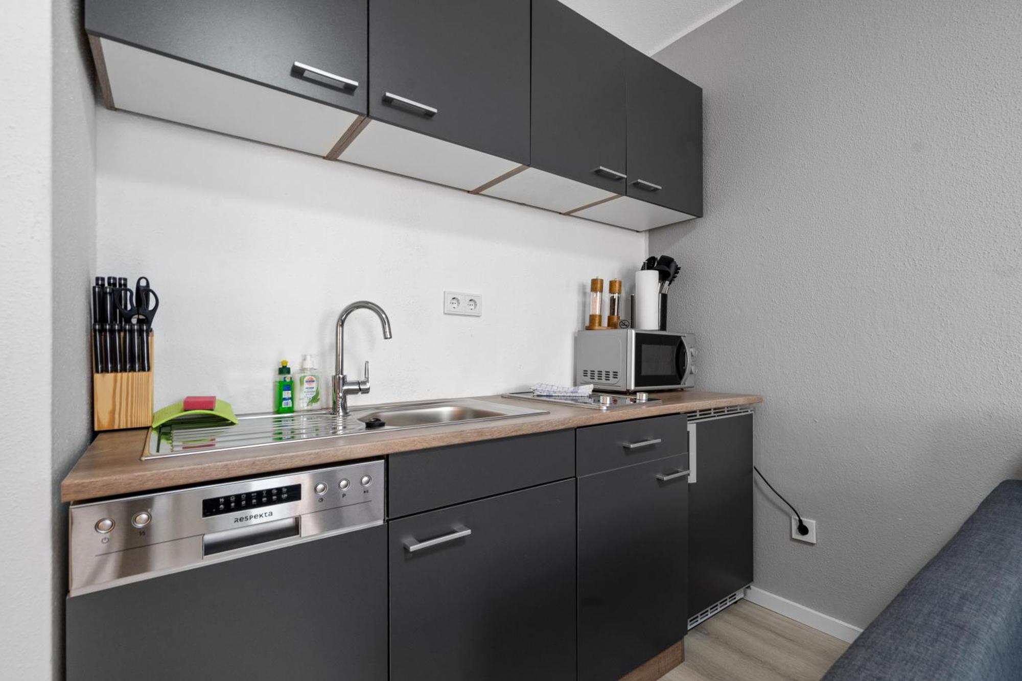 Messe, Monteure, Budget - Einfache Komfortable 2 Personen Wohnung Дуйсбург Екстер'єр фото