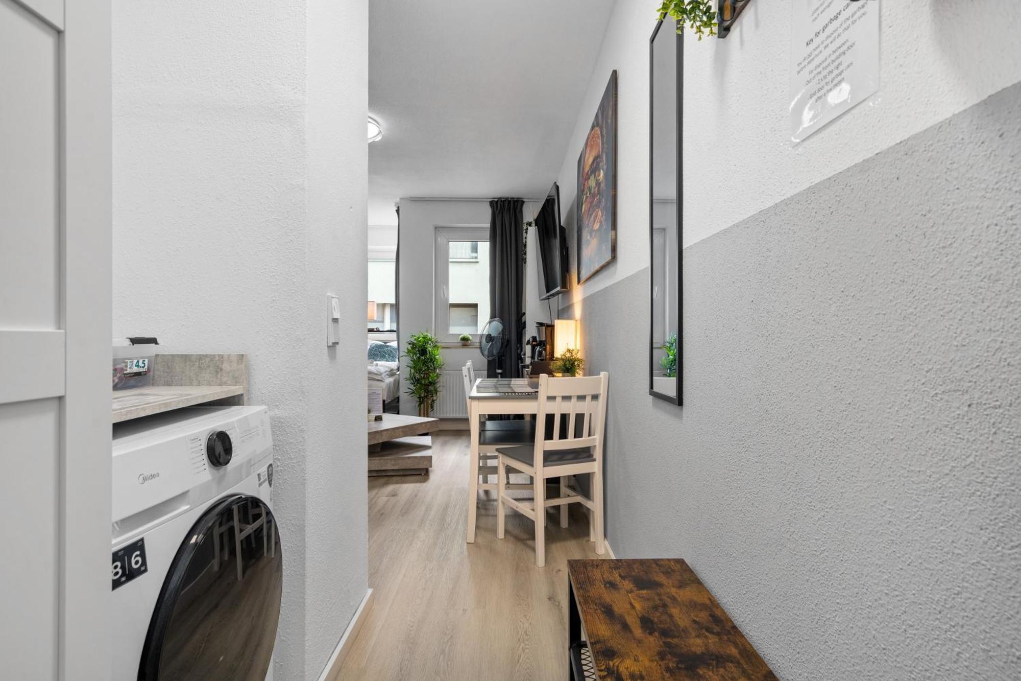 Messe, Monteure, Budget - Einfache Komfortable 2 Personen Wohnung Дуйсбург Екстер'єр фото